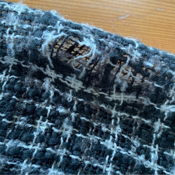 Lane Bryant Distressed Knit Shaw - Picture 8 of 15